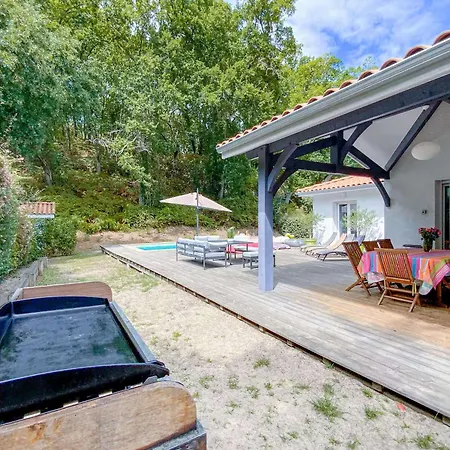 Proche Avec Piscine Chauffee - Fr-1-831-20 Villa *